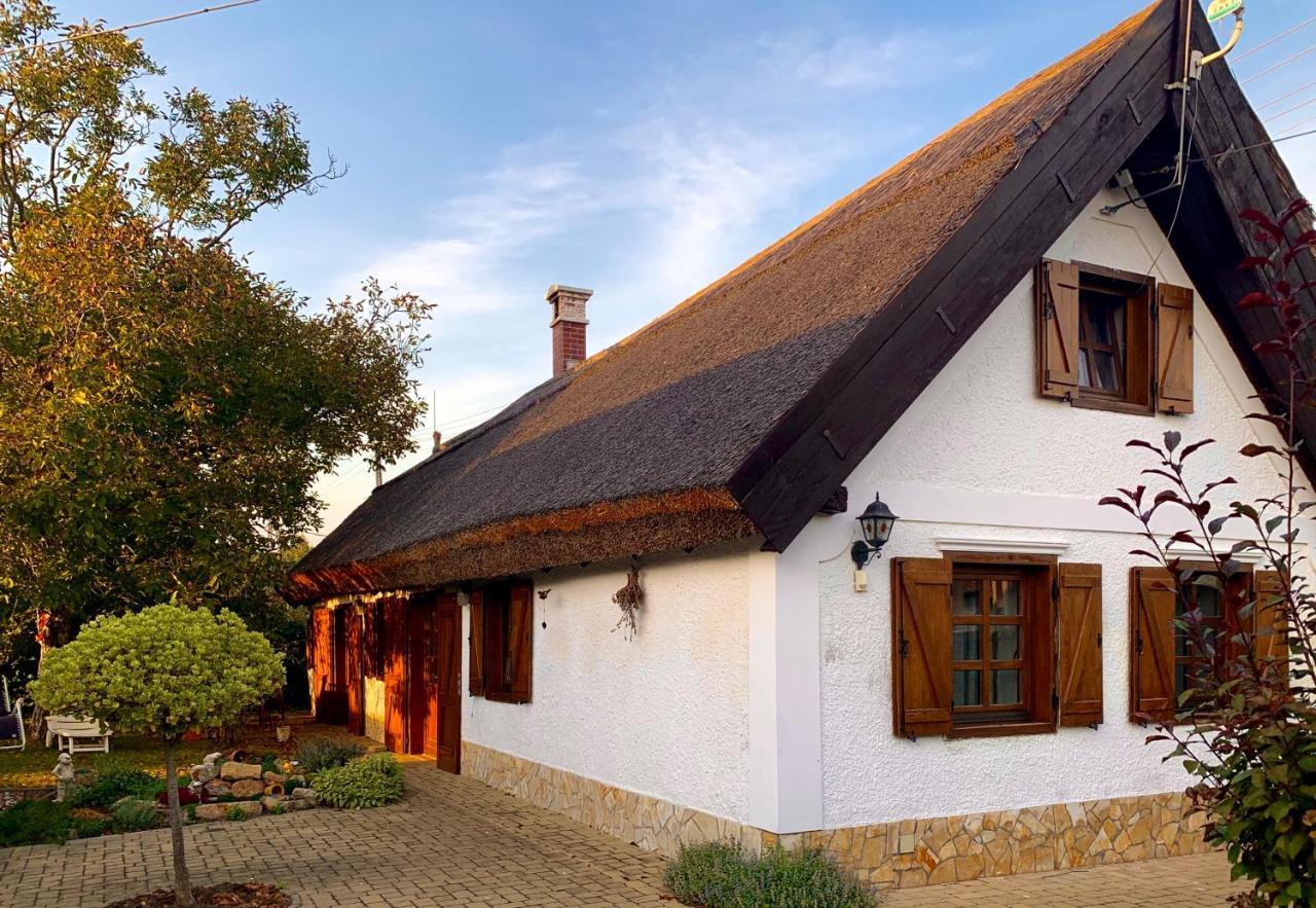 Sweet Cottage Vendeghaz Gyenesdiás Exterior photo